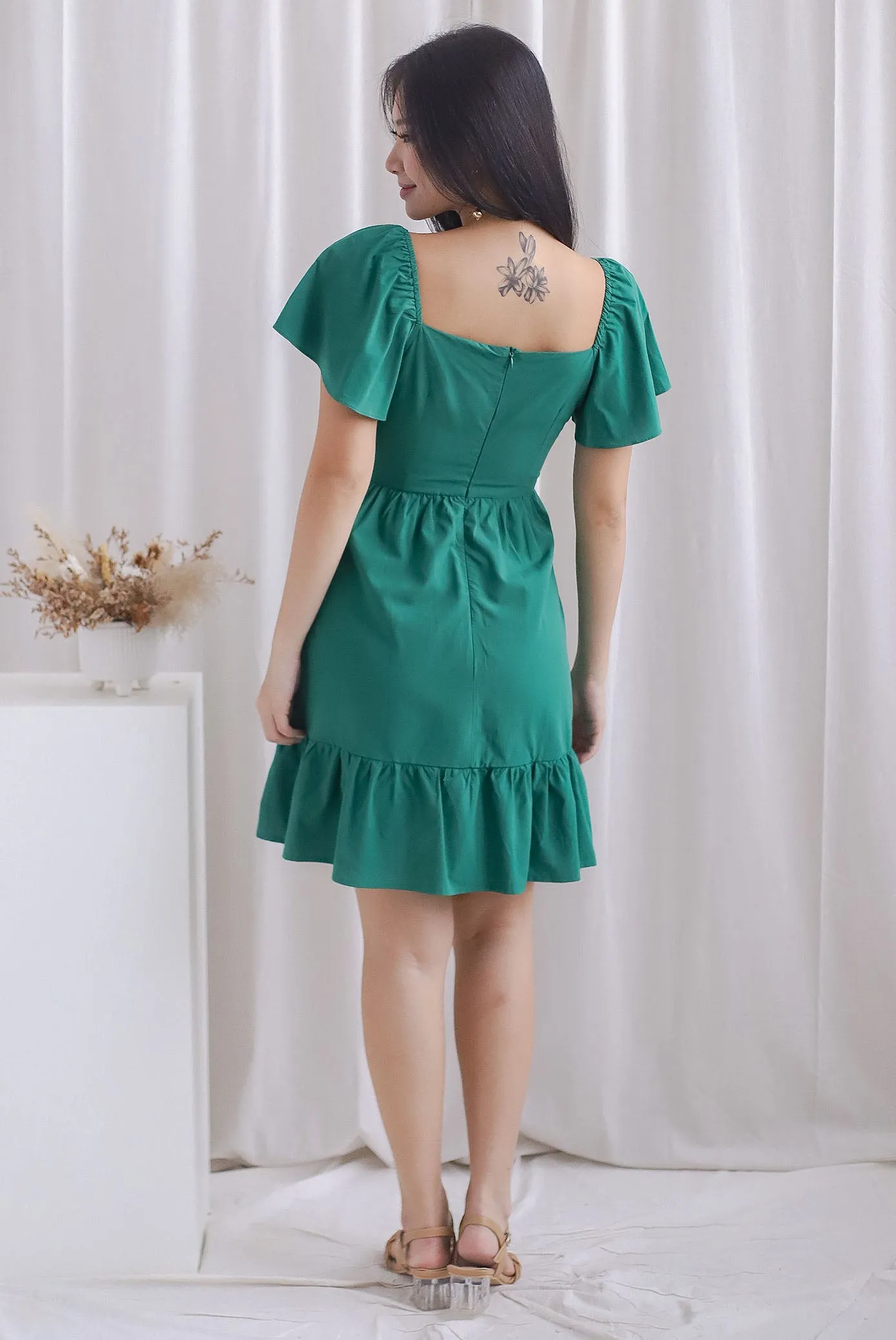 Aenor Bustier Sleeved Ruffle Romper Dress In Green
