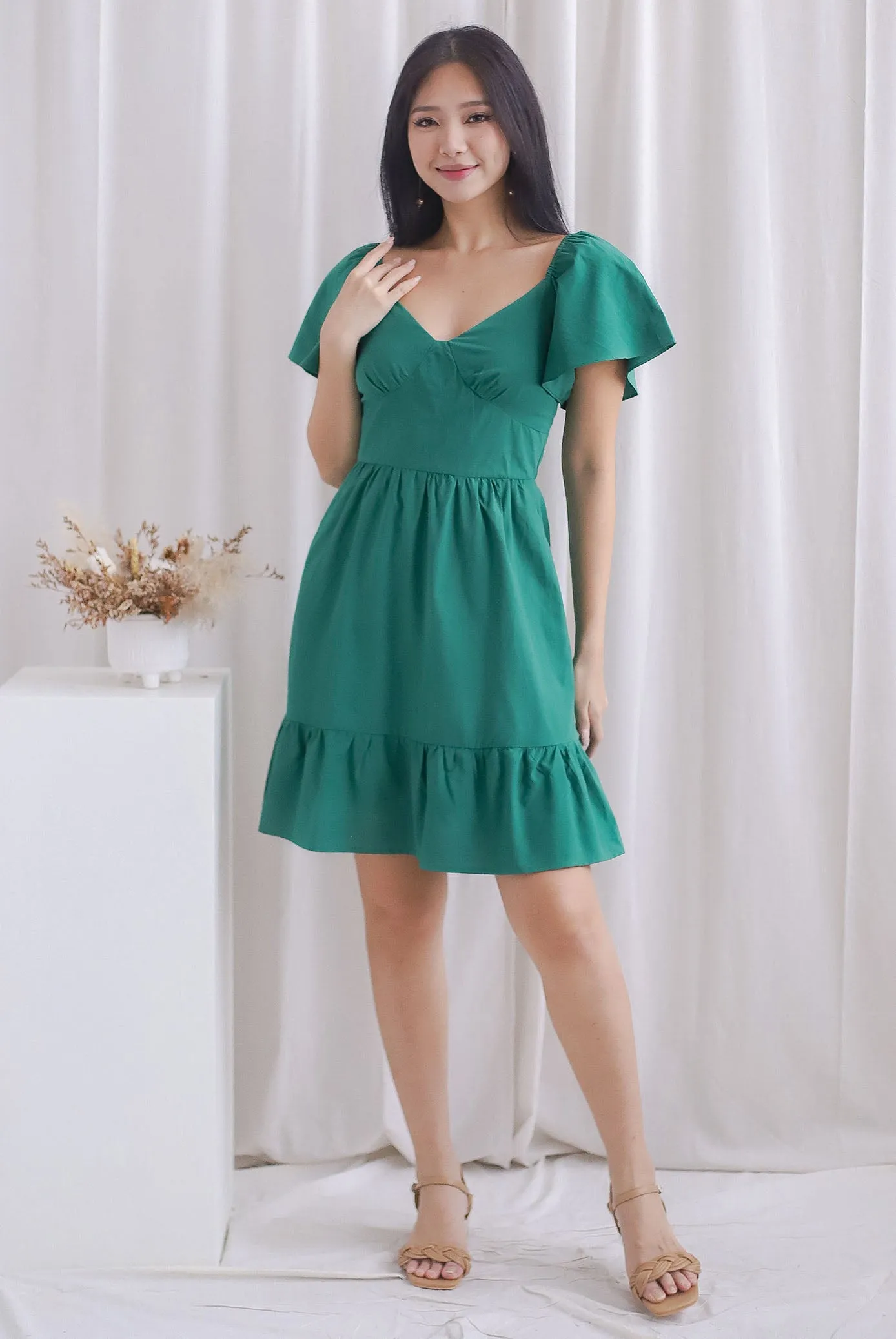Aenor Bustier Sleeved Ruffle Romper Dress In Green