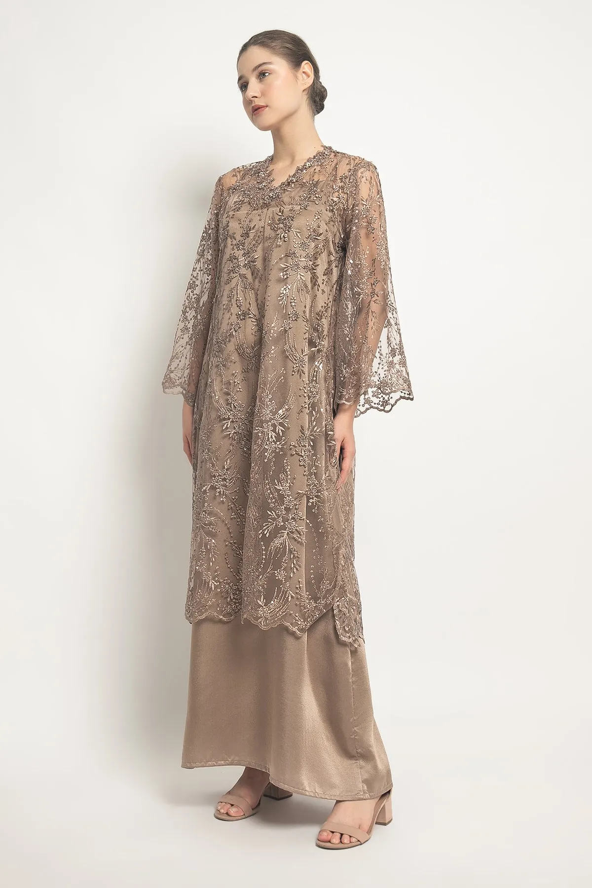 Aprili Dress in Nude Brown