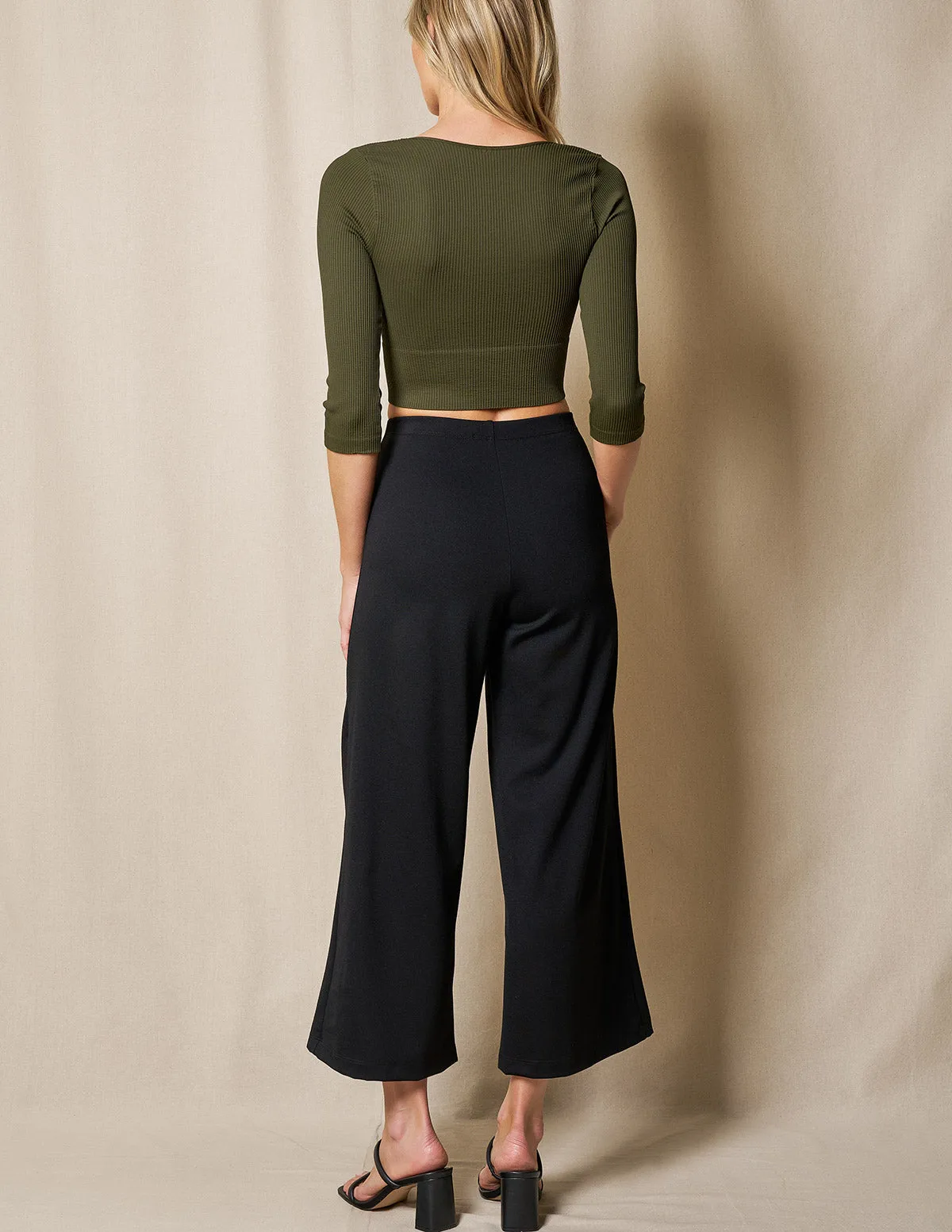 Bamboo Ponte Cropped Pants - Black