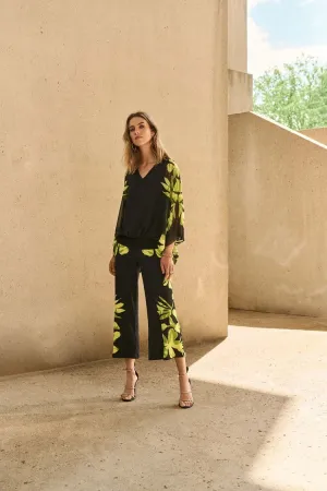 Black/Multi Silky Knit Floral Print Culotte Pants Style 251189
