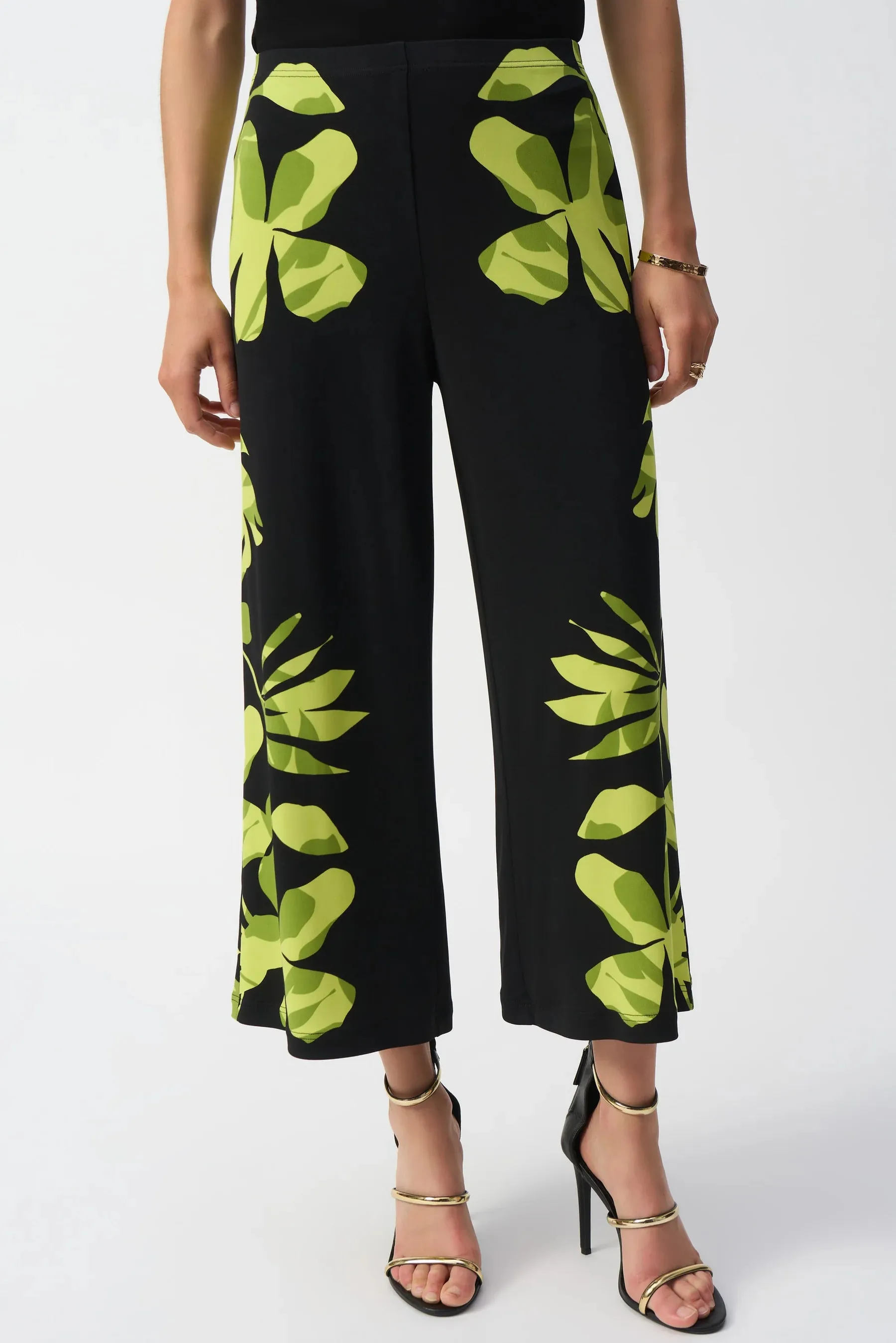 Black/Multi Silky Knit Floral Print Culotte Pants Style 251189