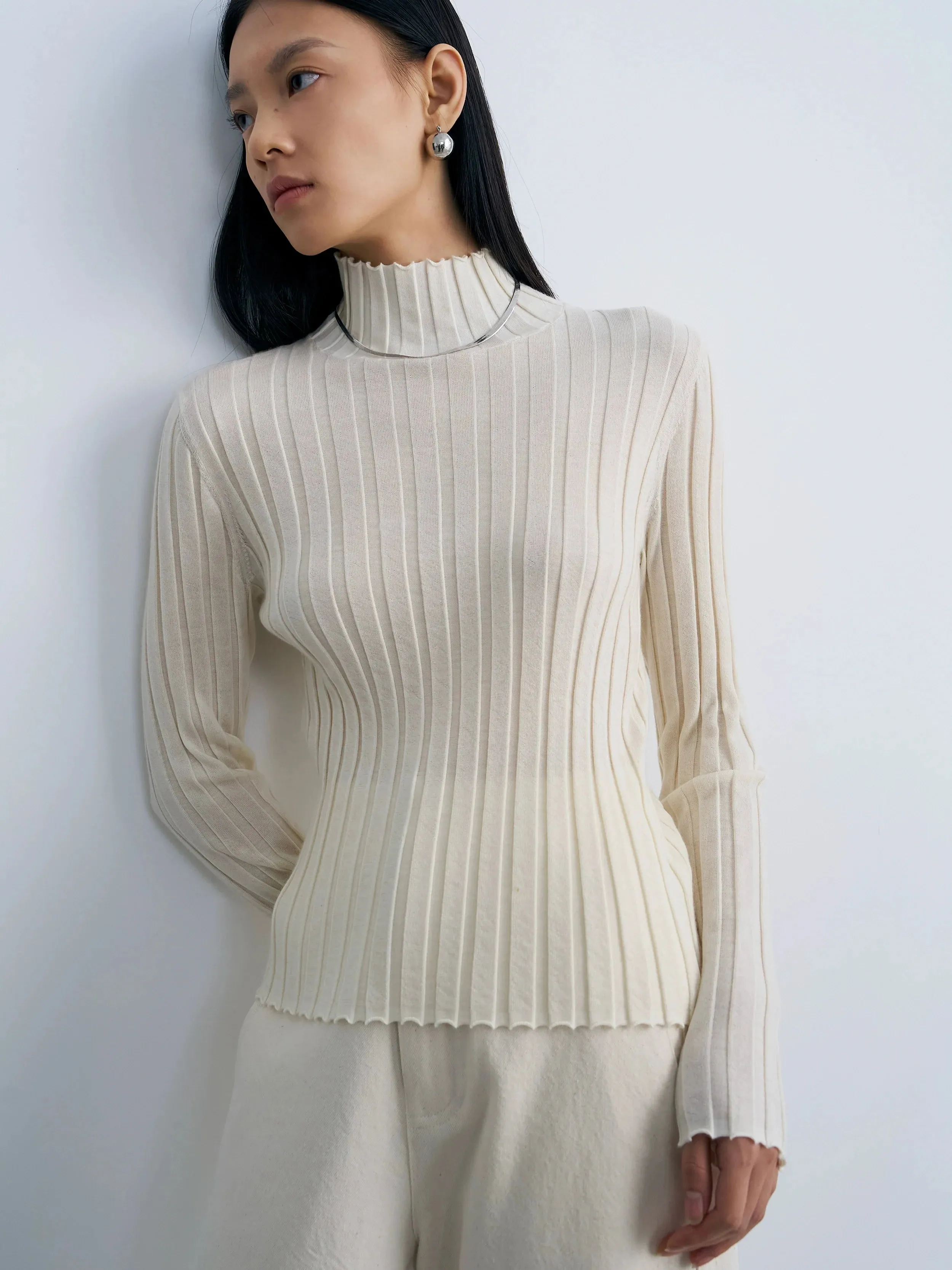 Cashmere Ribbed Turtleneck Sweater