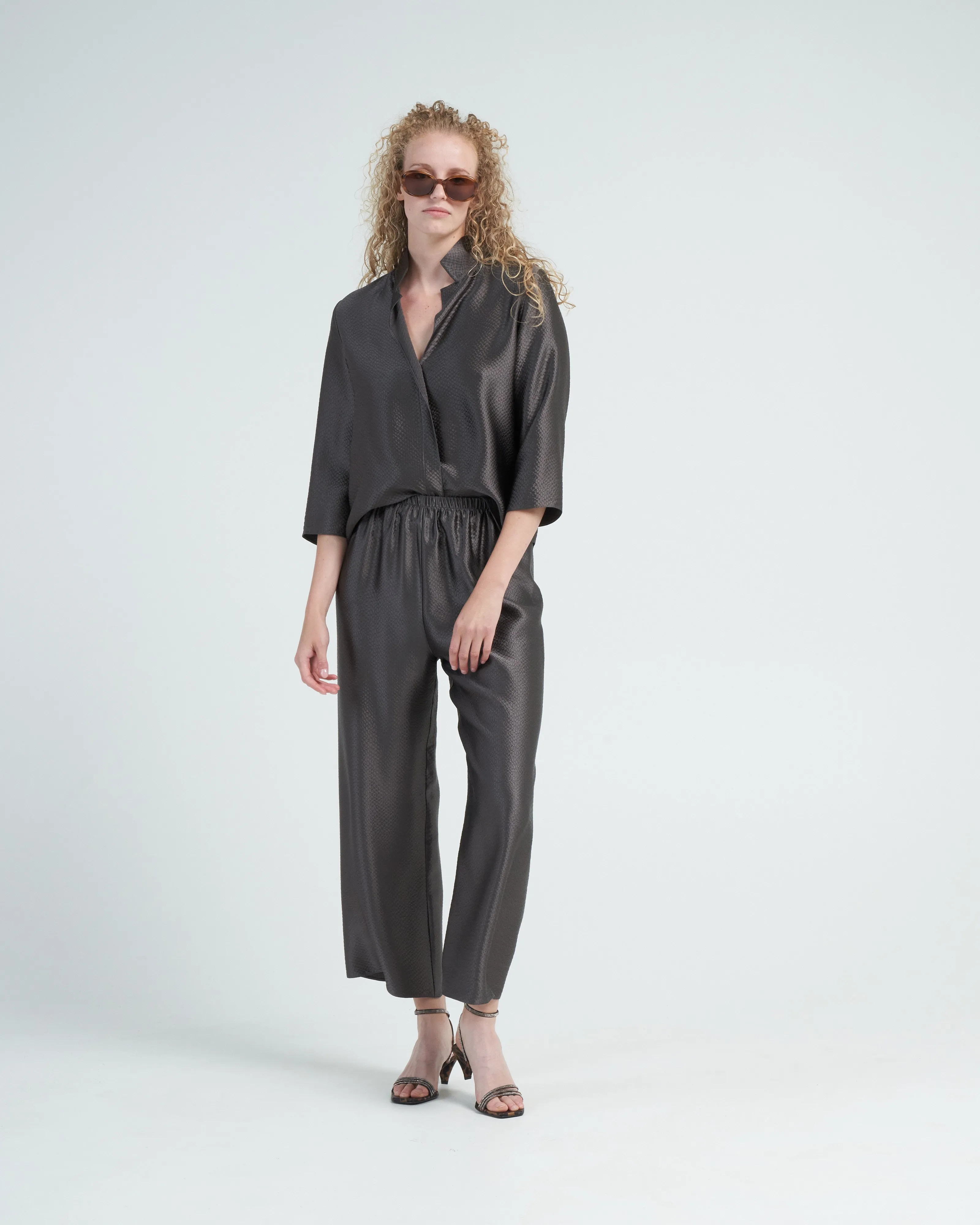 cropped pull on pant - charcoal