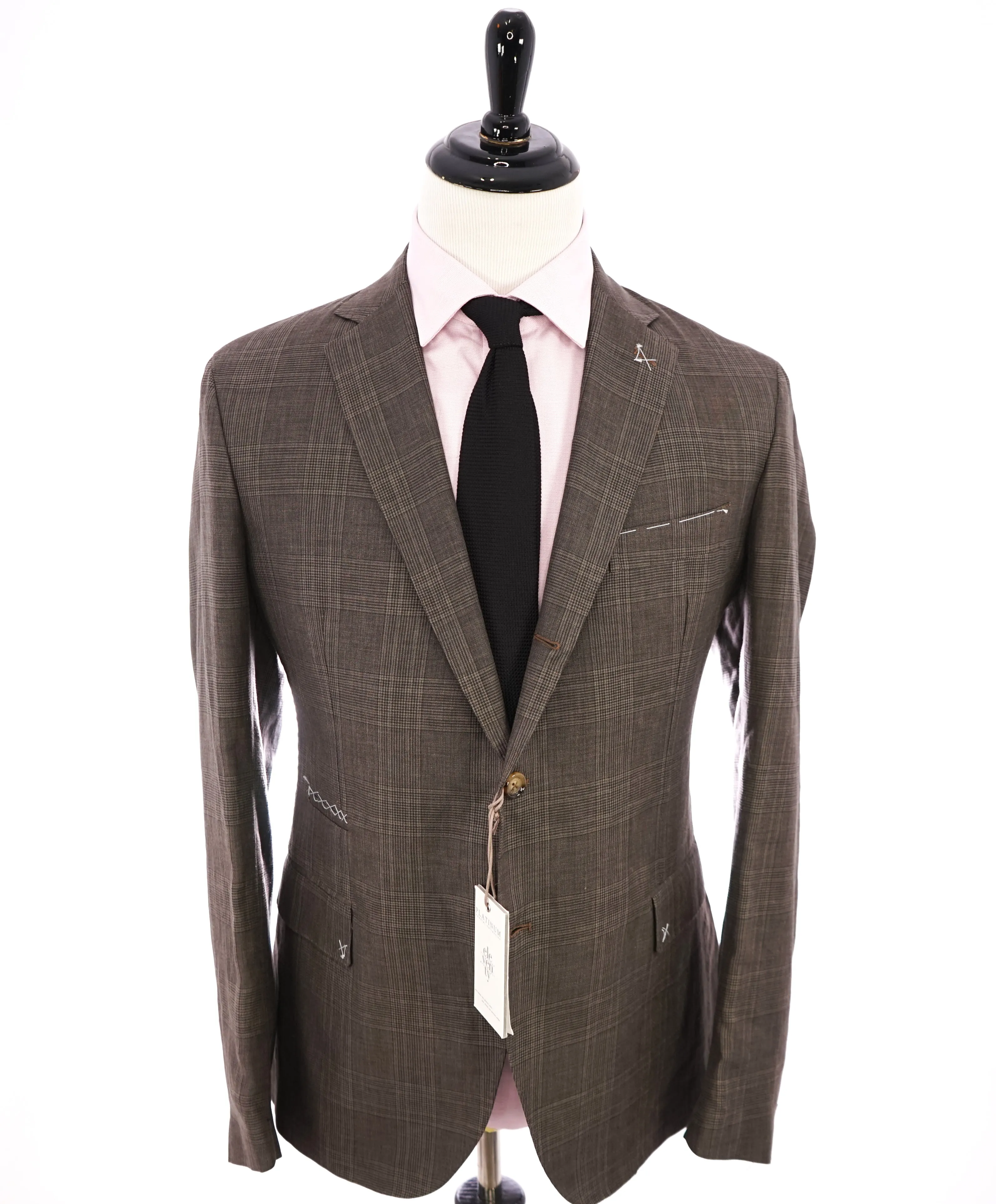 ELEVENTY -By ERMENEGILDO ZEGNA "PLATINUM" 2/3 Roll SILK/LINEN Suit - 44R