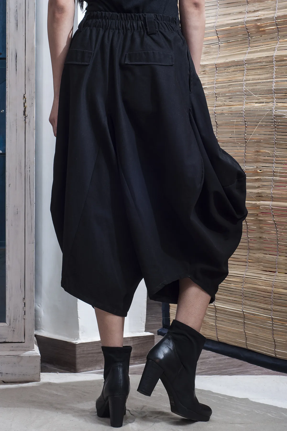 Eshna - Black Dhoti Pants