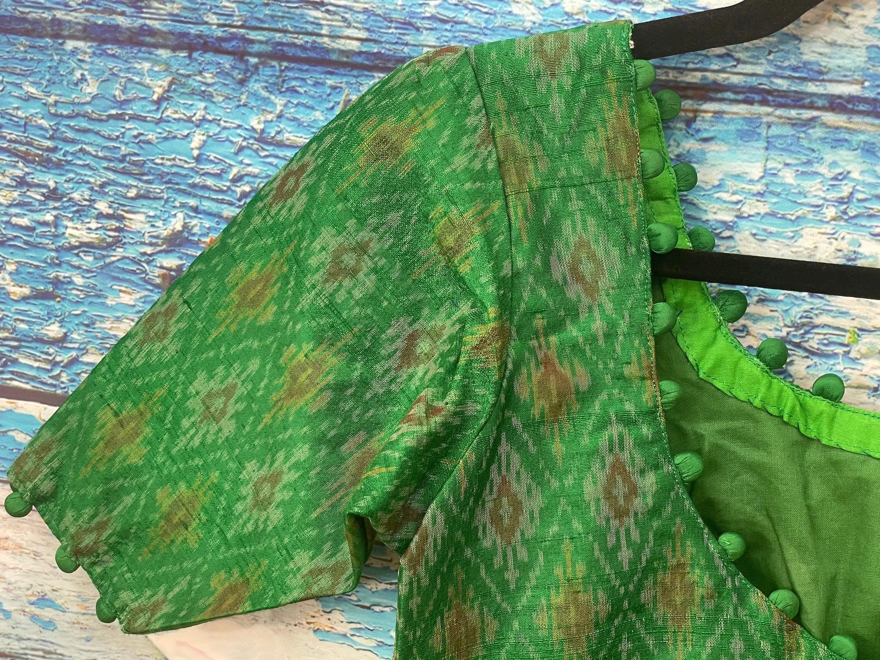 Ikkat blouse indian,Latest indian blouse designs,saree blouse designs indian,saree stitched blouse,patterned blouse,ruffle sleeve