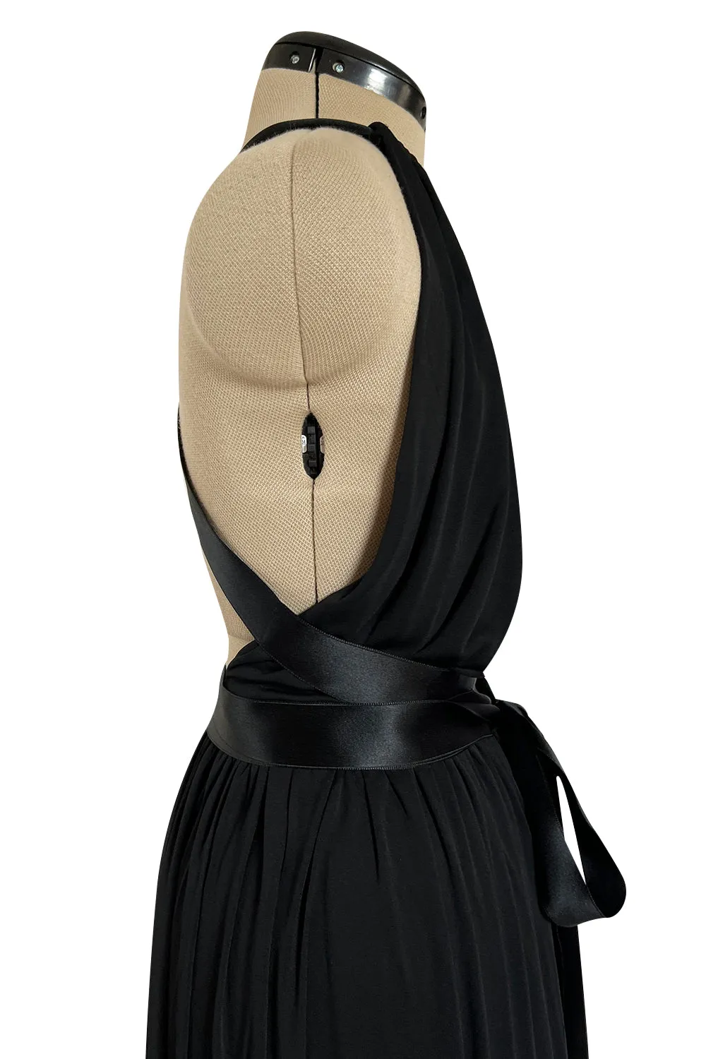 Incredible 1971-1973 Donald Brooks Backless Black Jersey Dress w Ribbon Ties