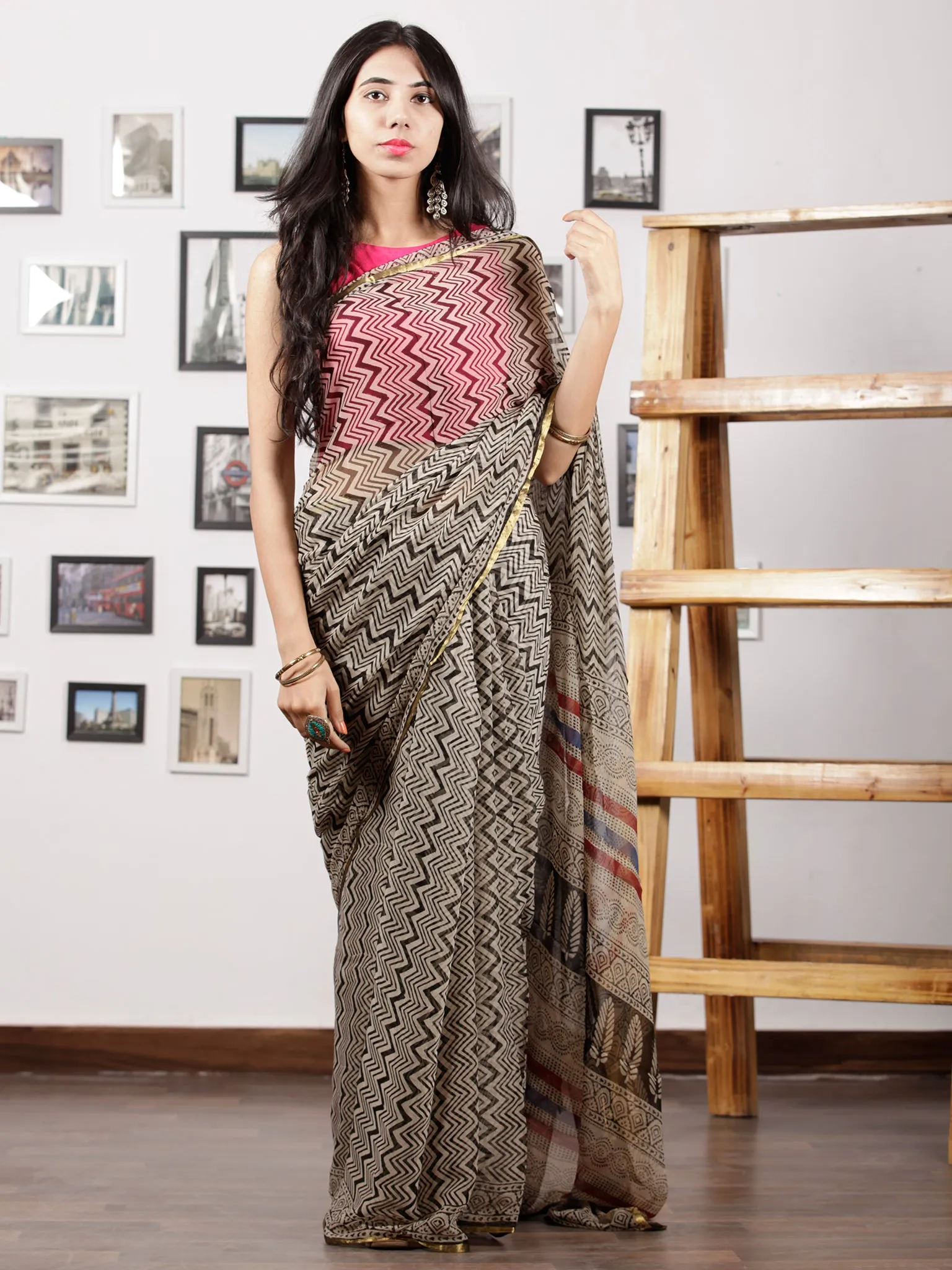 Ivory Black Hand Block Printed Chiffon Saree with Zari Border - S031702962