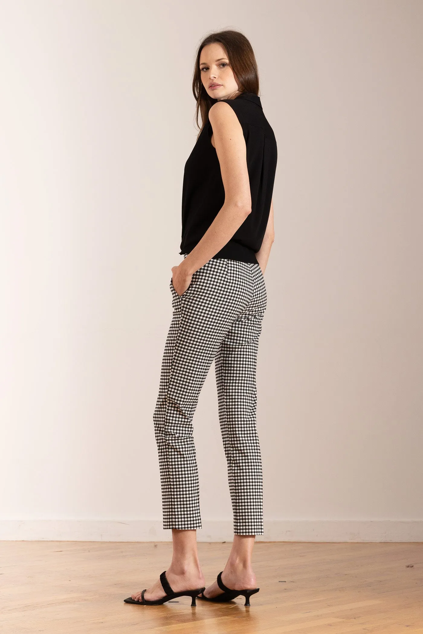 LULU Check Black
