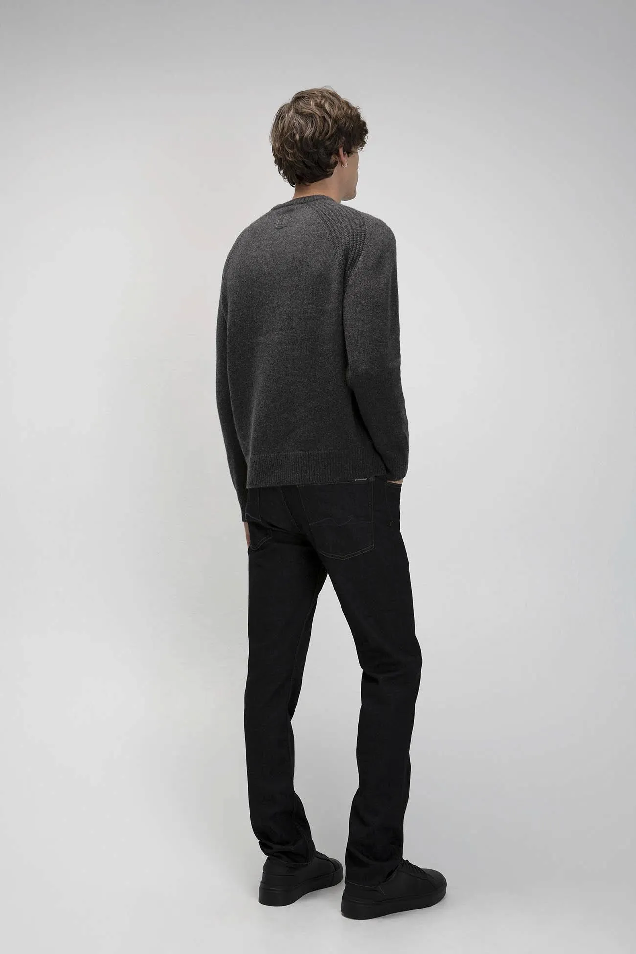OAKLYN CASHMERE CREWNECK SWEATER