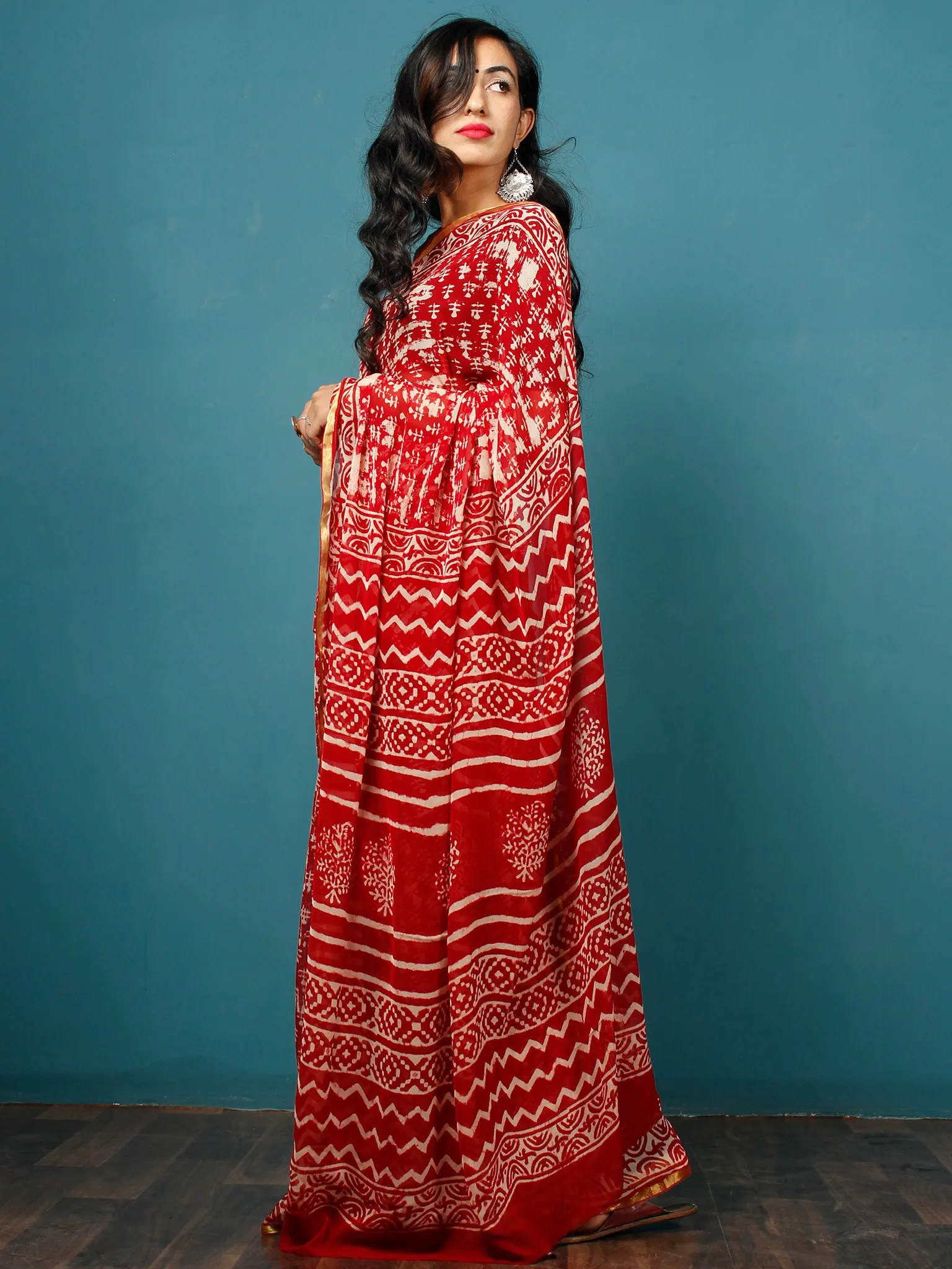 Red White Hand Block Printed & Hand Brushed Chiffon Saree with Zari Border - S031702793