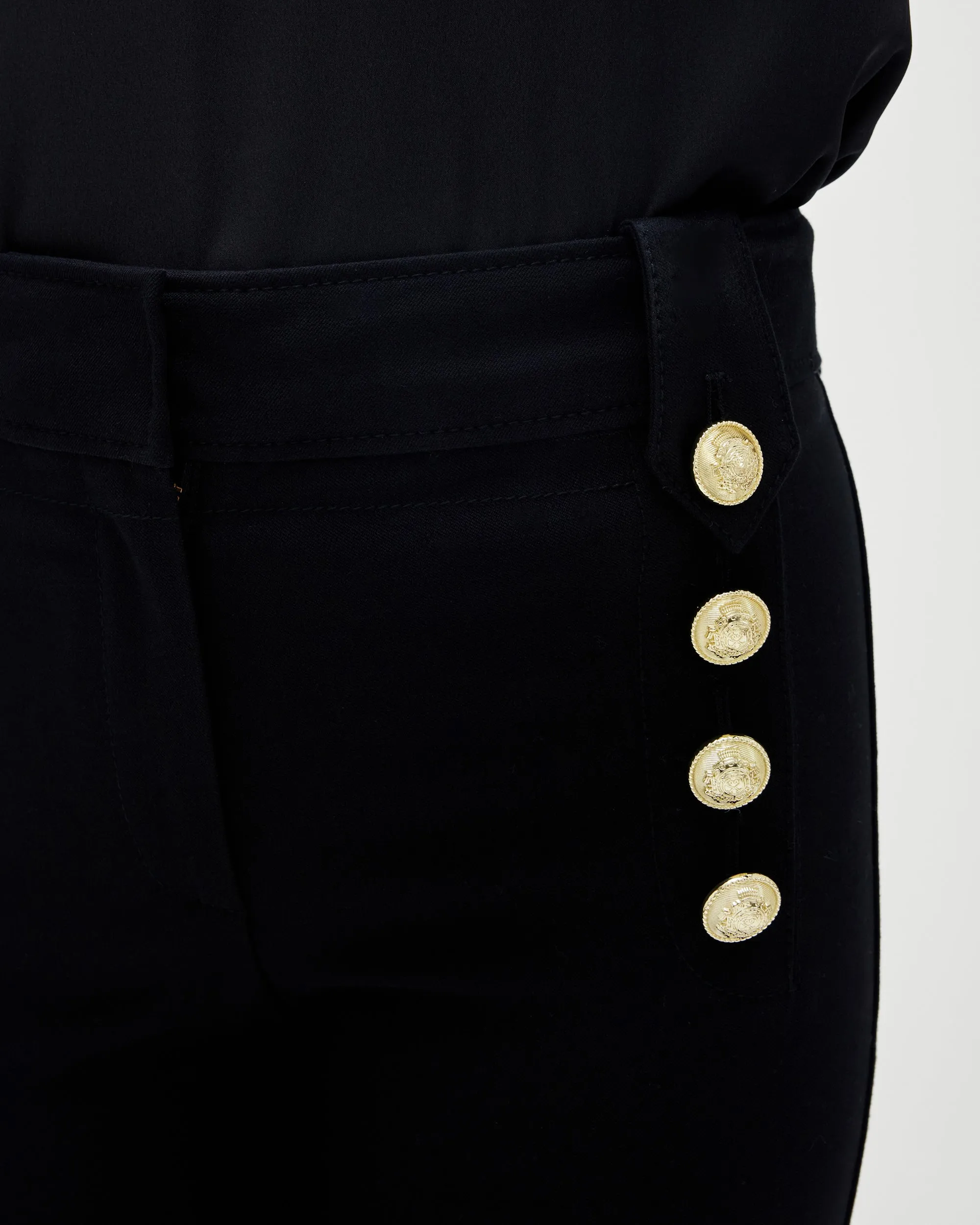 Robertson Crop Flare Trouser in Black