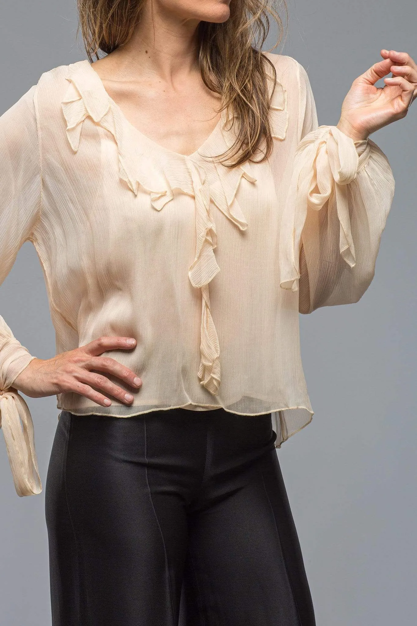 Swing Blouse In Nude Chiffon