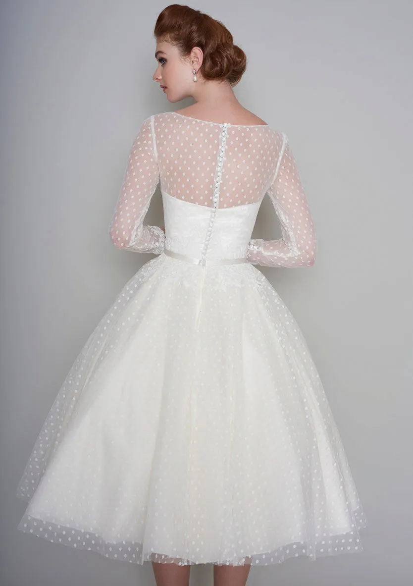 Tea Length Long Sleeve Vintage Polka Dot Illusion Bateau And Tulle Wedding Dress-715757