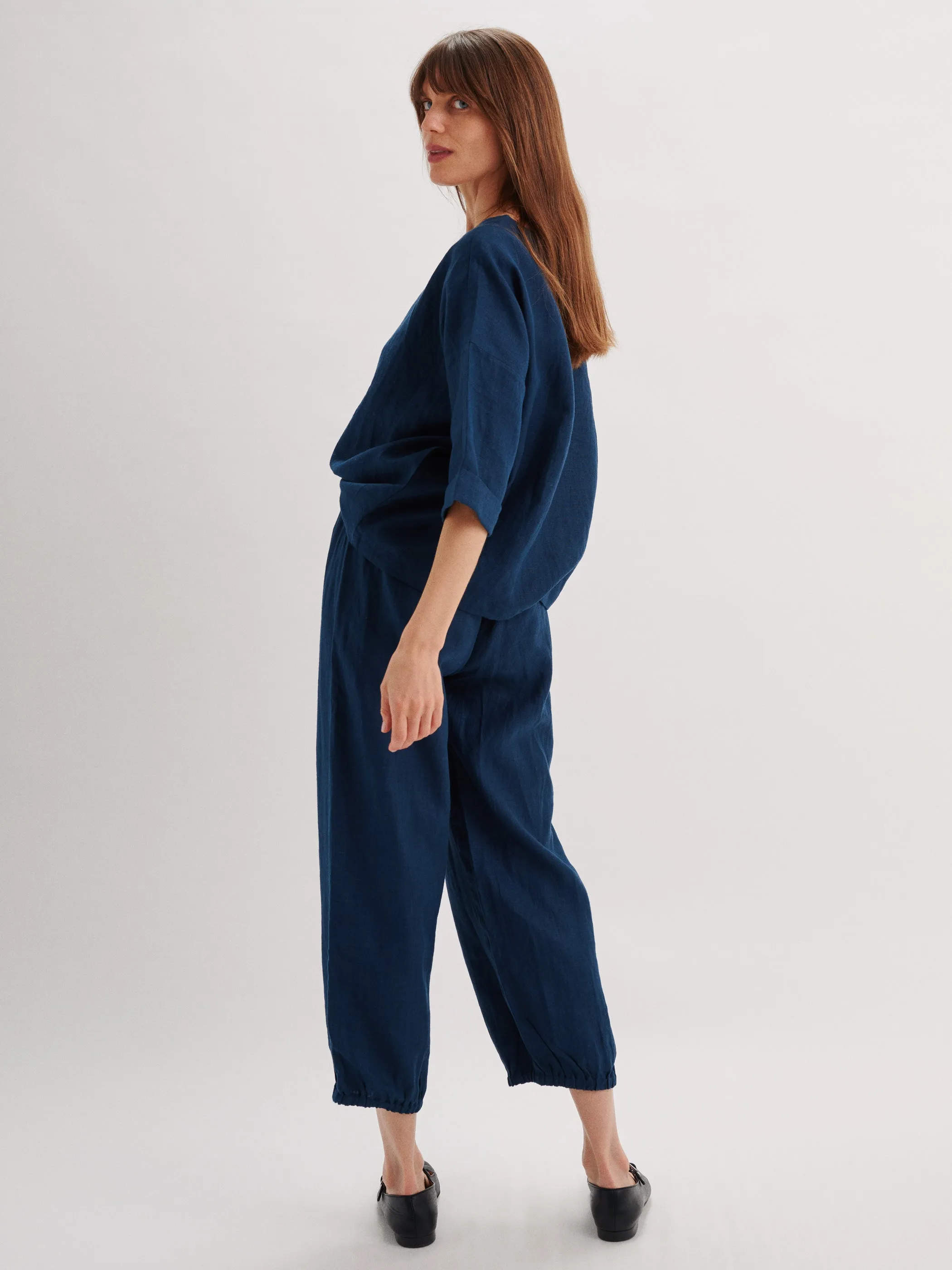 The Delos Pants in Linen
