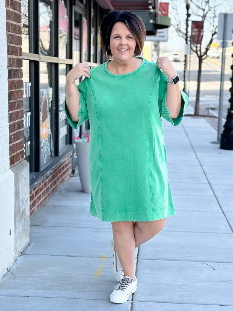 The Janie T-shirt Dress - Green