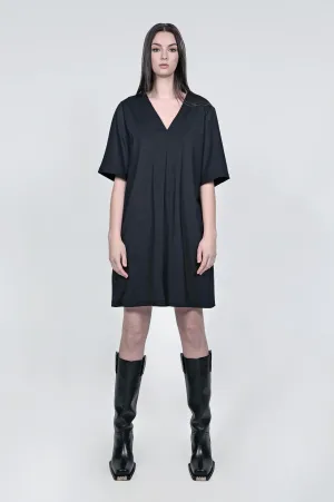 The V T-shirt Dress