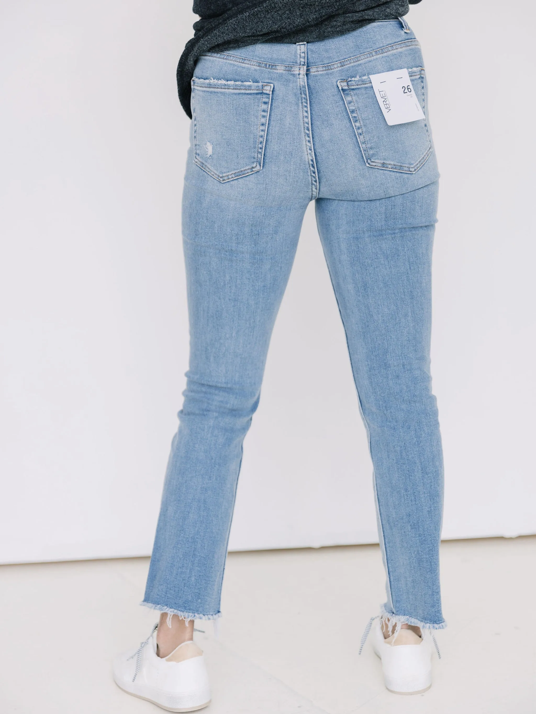 Vervet Super High Rise Slim Crop Straight